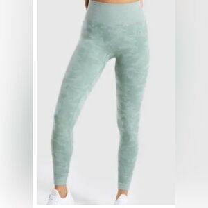 NWOT Gymshark sage green camouflage seemless leggings